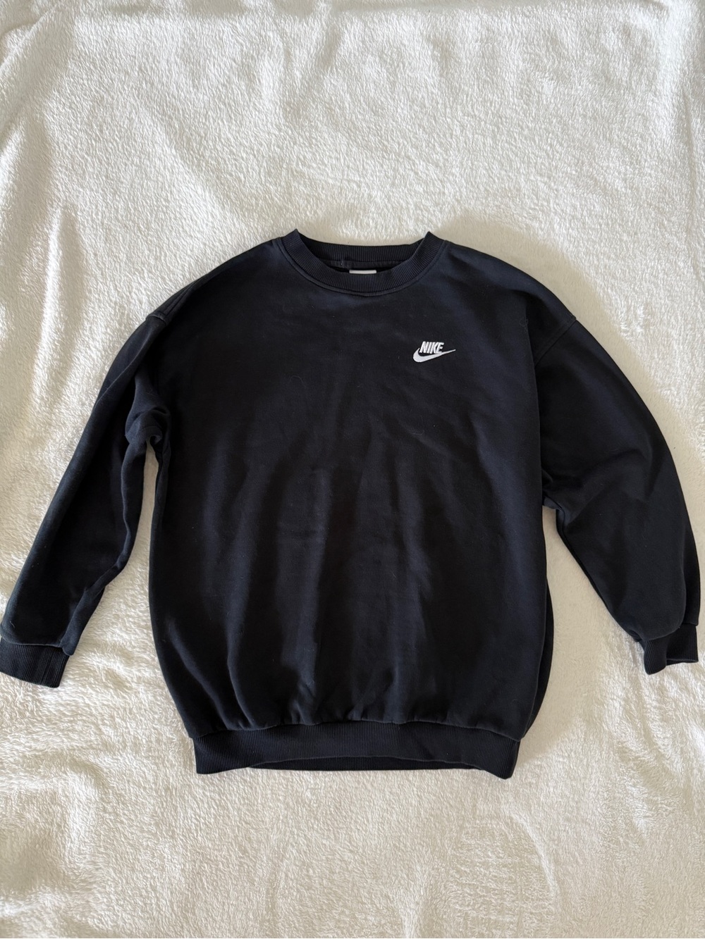 Nike Girls' Sportswear Club Fleece Oversized Sweatshirt Large
